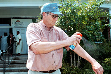 spray_with_insect_repellent