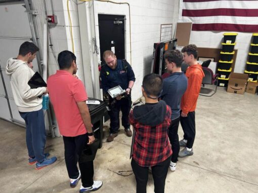 Glenbrook South High School students learning about the pest management trade in Indiana