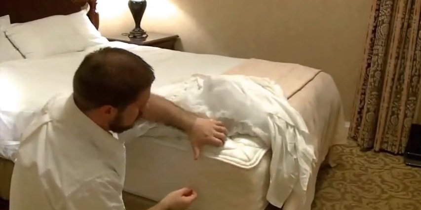 Inspecting a Mattress for Bed Bugs